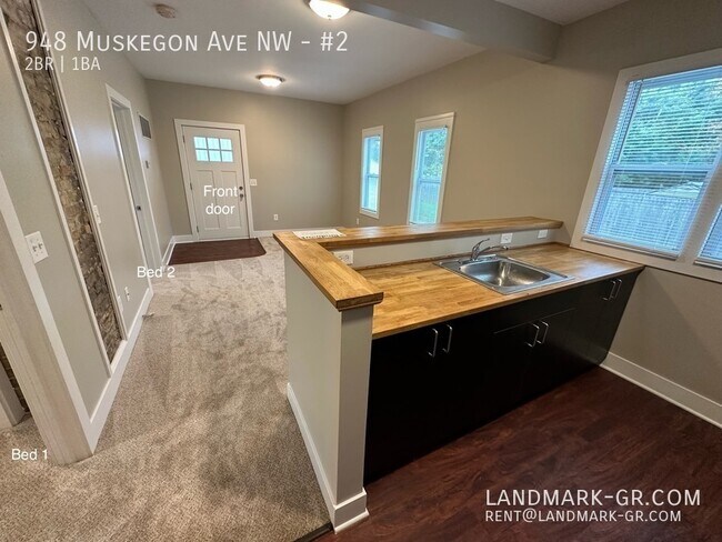 Foto del edificio - 948 Muskegon Ave NW