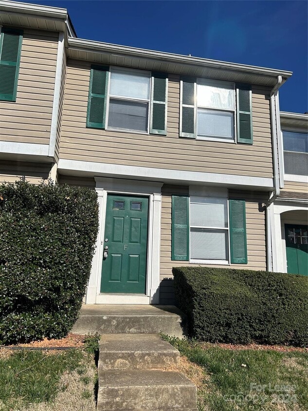 9622 Vinca Cir Unit F, Charlotte, NC 28213 Condo for Rent in