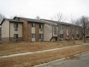 Primary Photo - Arapahoe Village
