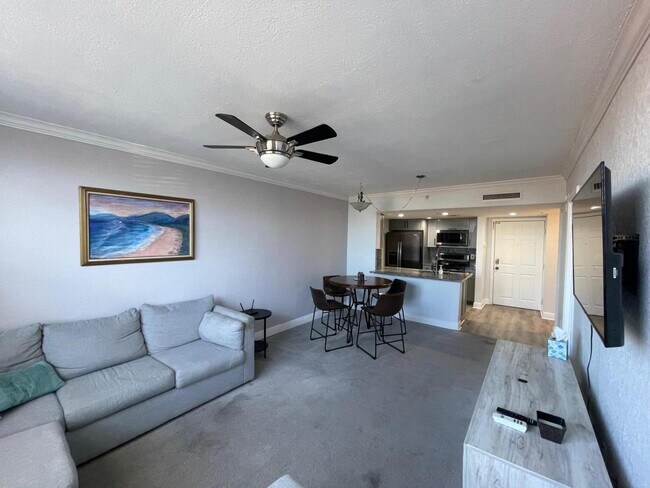 Building Photo - 1801 N Flagler Dr