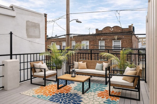 Building Photo - 1816 S 9th St