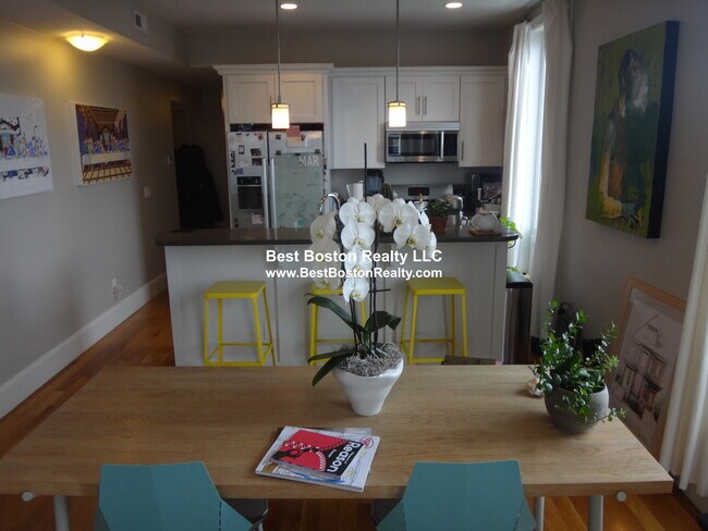 Foto del edificio - 168 Hampshire St