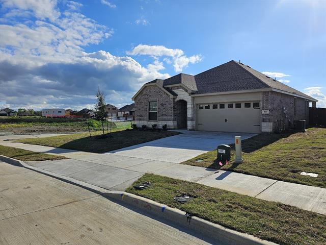 Building Photo - 1101 Misty Brk Dr
