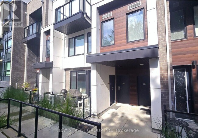 Photo du bâtiment - 1475 O'Connor Dr
