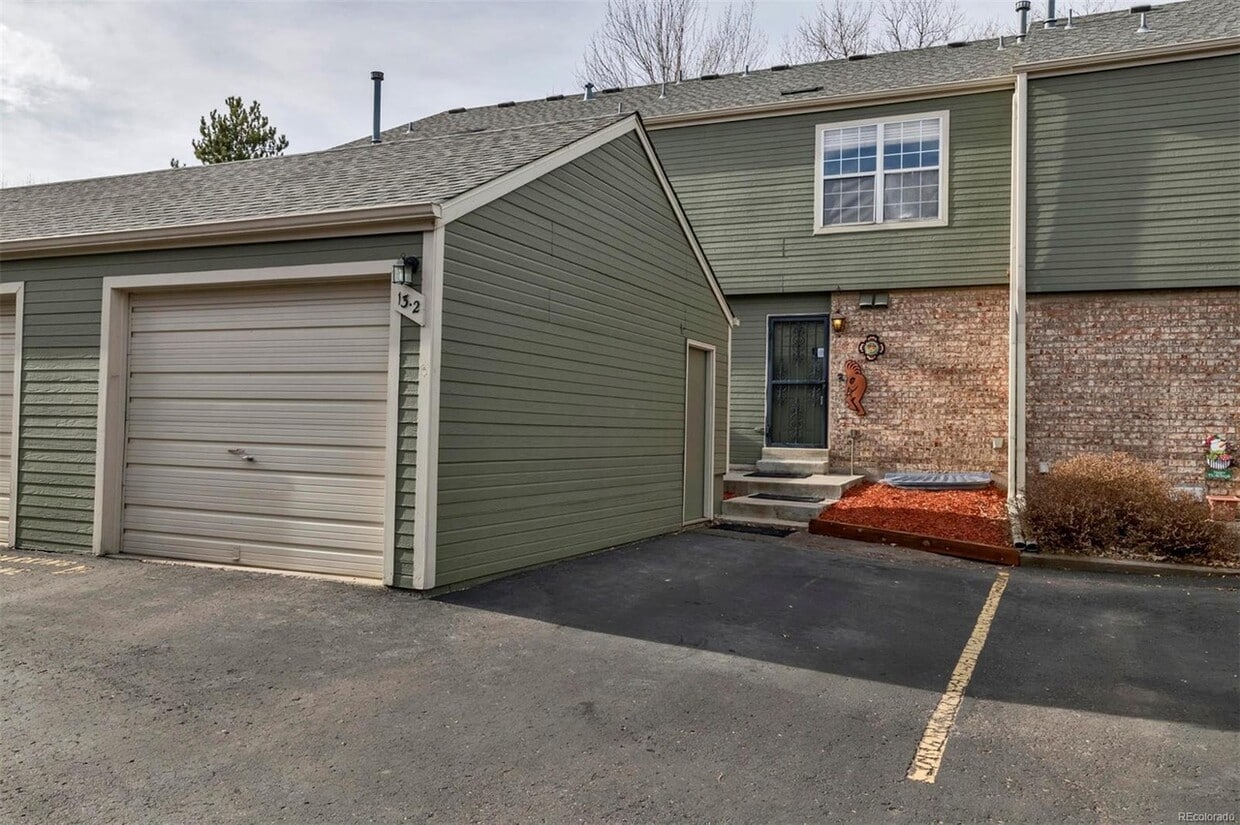 3437 S Ammons St, Lakewood, CO 80227 Townhome Rentals in Lakewood CO