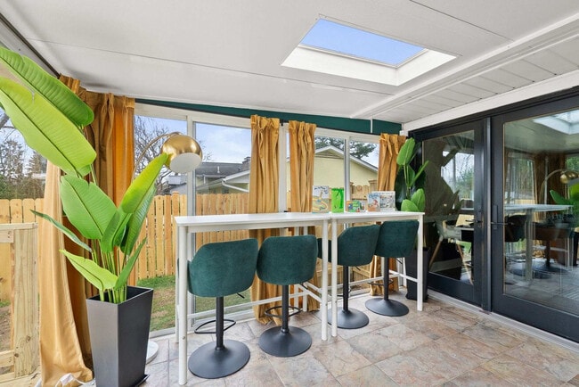 Building Photo - 4200 Rudy Rd