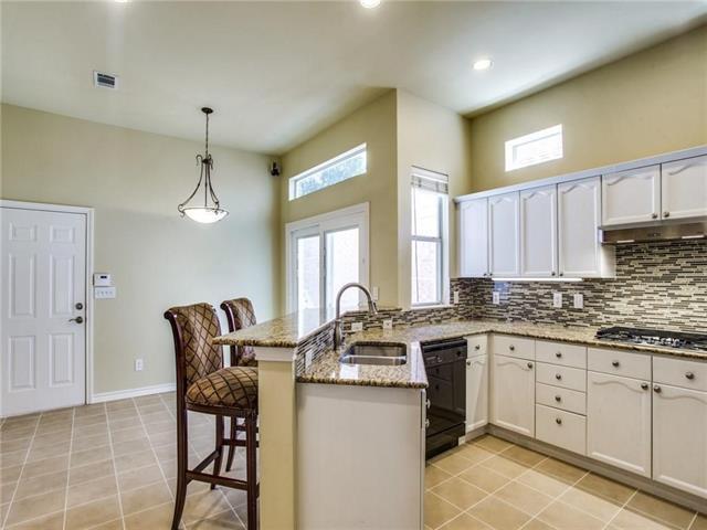 Foto del edificio - 6015 Ainsdale Ct