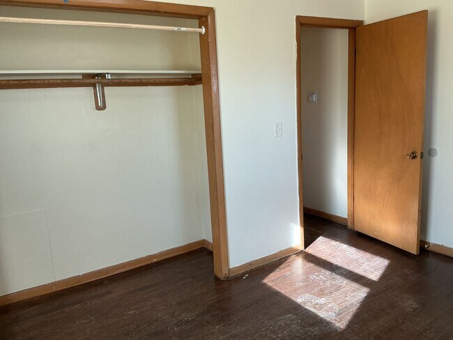 Foto del edificio - 7017 N Teutonia Ave