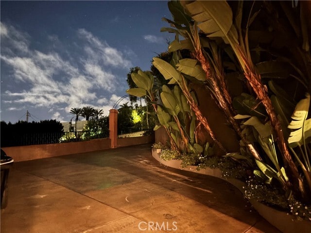 Building Photo - 1316 Beverly Grove Pl