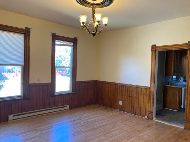 Living Room - 331 14th Ave NE