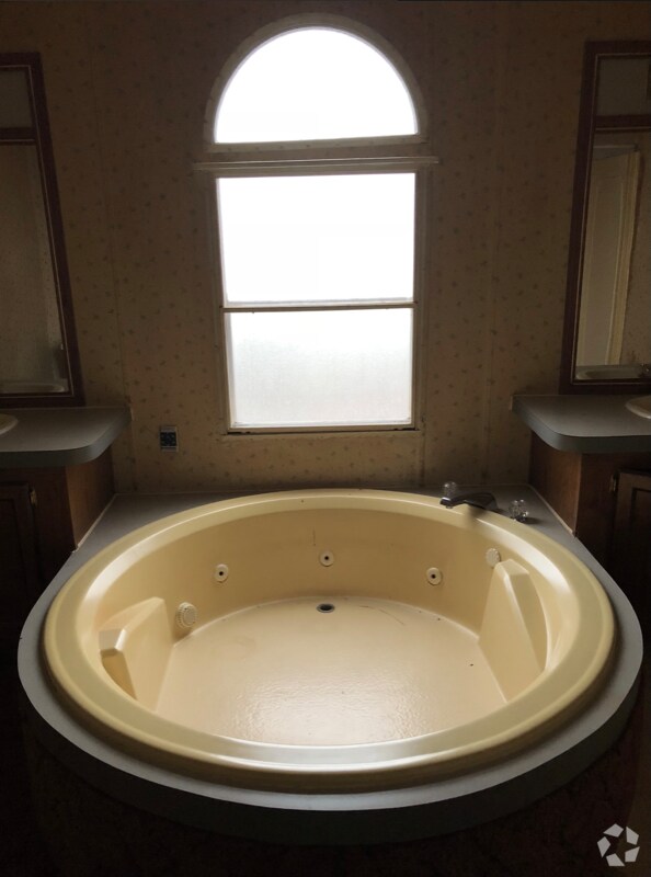 Apartments under 1,500 in Brownsville PA 5 Rentals Page 2