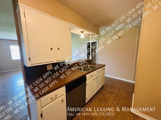 Foto del edificio - 4417 Willowglen St