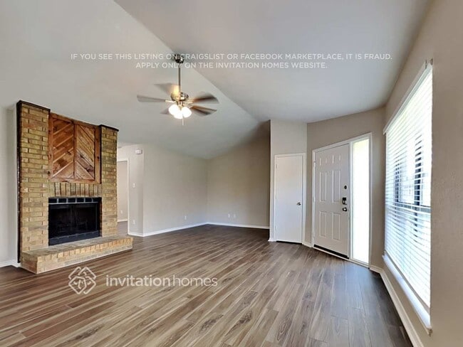Building Photo - 1118 Sandalwood Ln