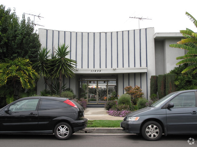 Building Photo - Markwell Gentry Apartments