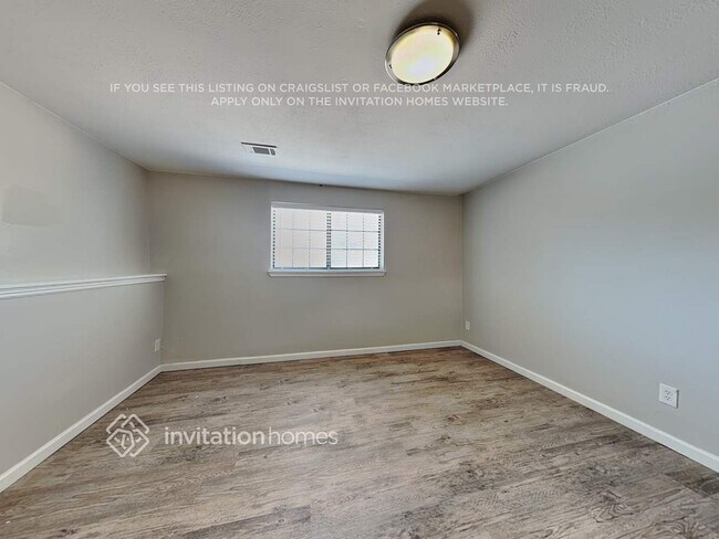 Foto del edificio - 11762 Albion St