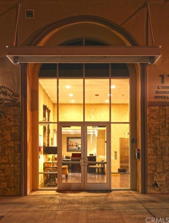 Foto del edificio - 11 S 3rd St