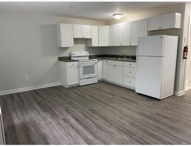 Foto del edificio - 45 W Main St