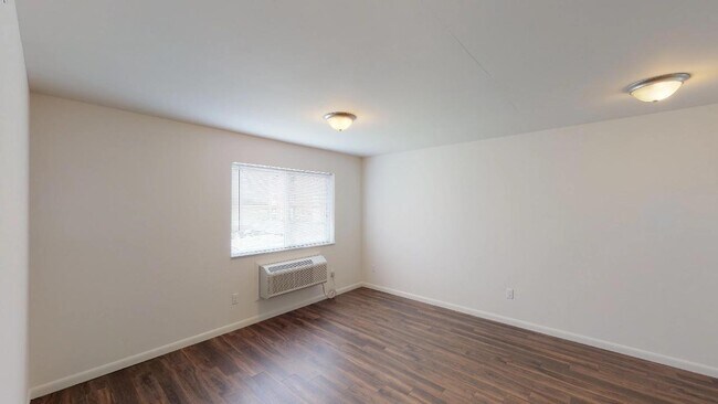 Foto del edificio - 56 Hampshire Ln