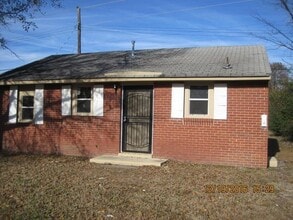 Building Photo - 3002 Southwall St