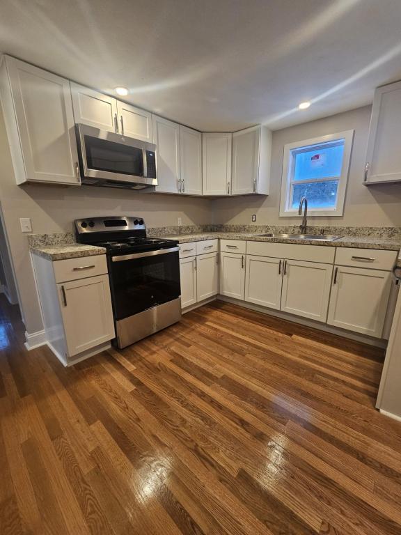 Foto del edificio - 5791 Lincoln Ave