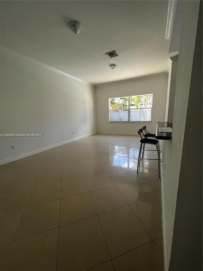 Building Photo - 16621 SW 82nd Terrace