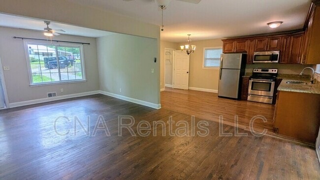 Foto del edificio - 631 Blackhawk Cir