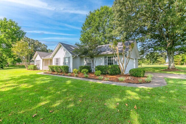 Building Photo - 4010 AR-89