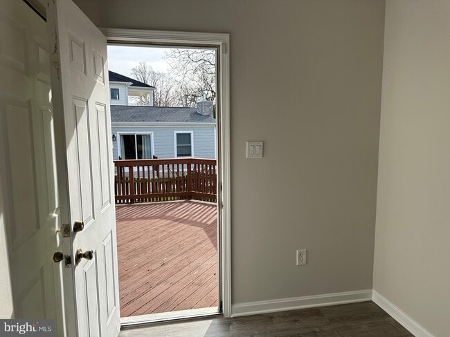 Building Photo - 7517 Fisher Dr