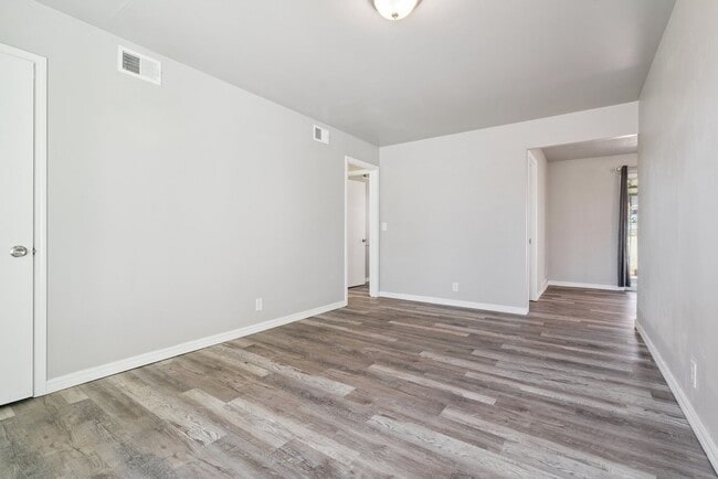 Building Photo - 3 bed, 1 bath home in OKC,OK