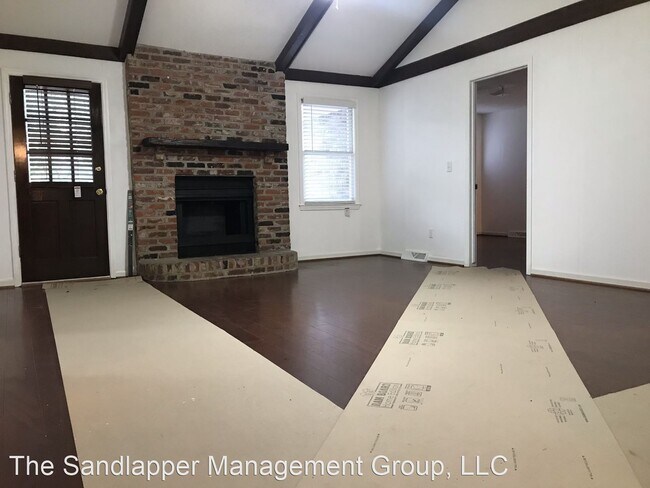 Building Photo - 3 br, 2.5 bath House - 664 McCutchen Street