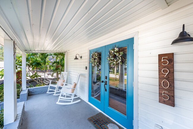 Building Photo - Seminole Heights Bungalow