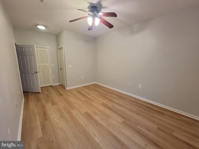 Foto del edificio - 9490 Virginia Center Blvd