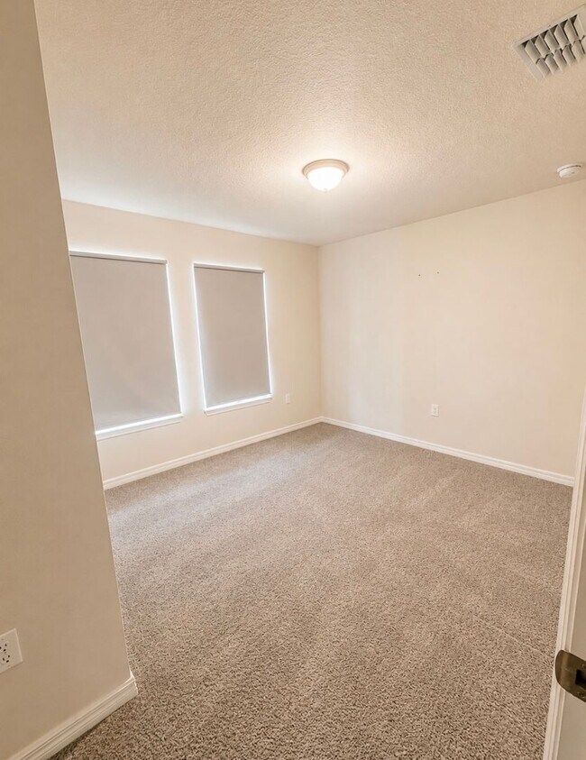 Foto del edificio - 251 Breakwater St SE