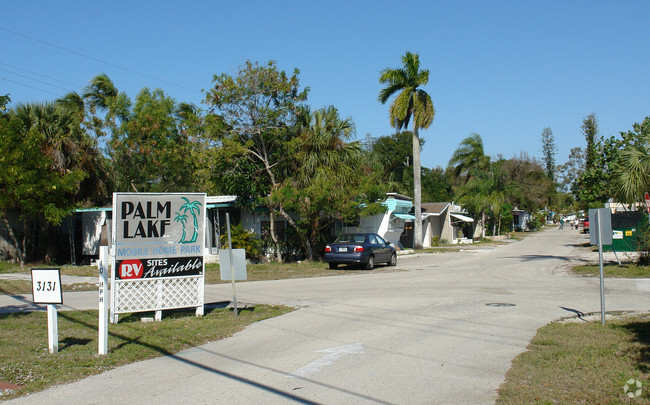 Foto del edificio - Palm Lake Mobile Home Park