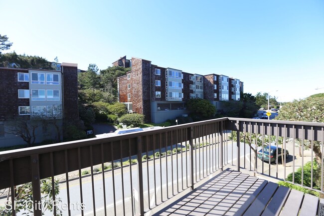 Building Photo - 5173 Diamond Heights Blvd