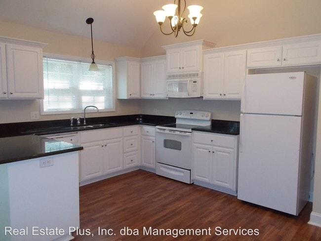 Building Photo - 2411 Educational Dr