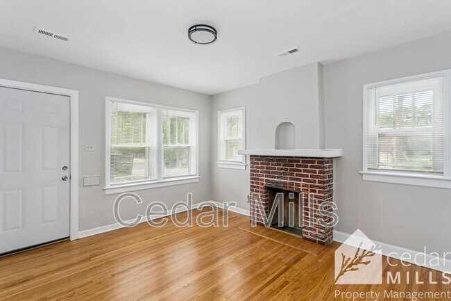 Foto del edificio - 405 N Hillside St