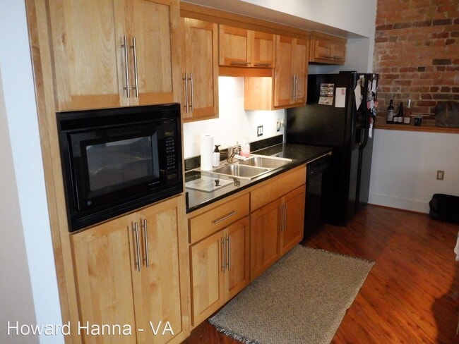 Building Photo - 1 br, 1.5 bath House - 435 Monticello Aven...