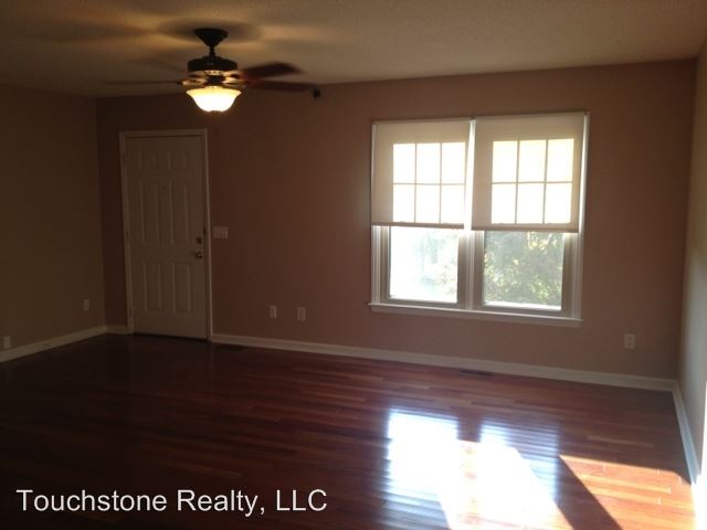 Building Photo - 187 Hillbrook Dr