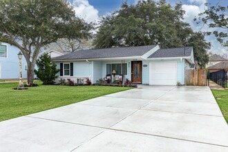 Building Photo - 4449 Shady Lake Dr