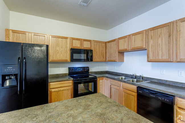 2HAB, 2BA - Estes Park - Creek View Apartments