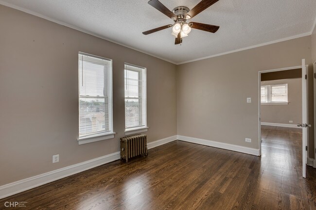 Building Photo - 8058 S Hermitage Ave