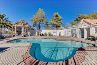 Building Photo - 4040 Castle Cove Dr