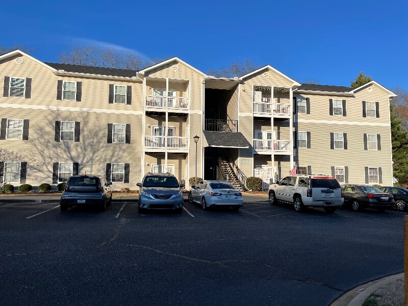 433 McKenna Cir Unit 433, Greenville, SC 29615 Condo for Rent in