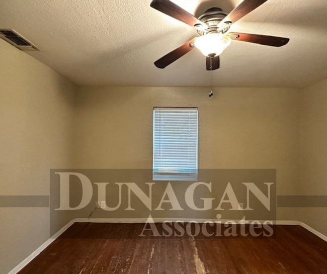 Foto del edificio - 311 S Alameda St