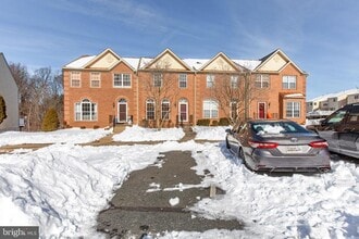 Building Photo - 618 Berwick Ct