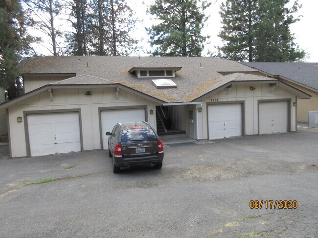 8737 N Colton street view - 8737 N Colton St