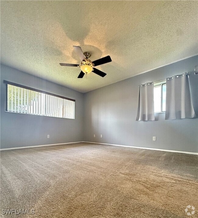 Building Photo - 6492 Royal Woods Dr