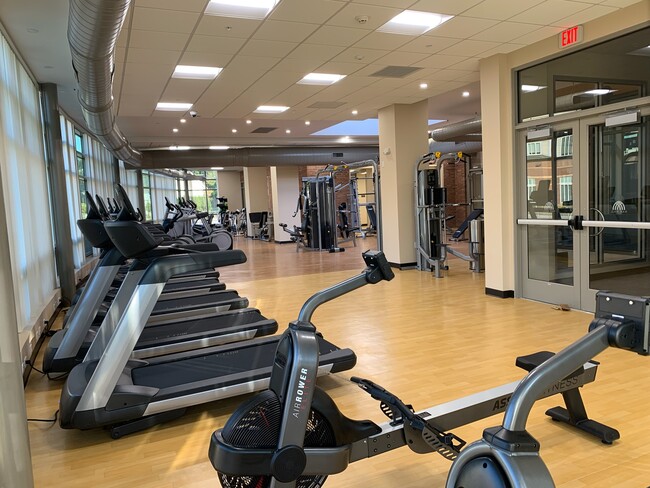 State of the art fitness center - Oak Hill Apartments