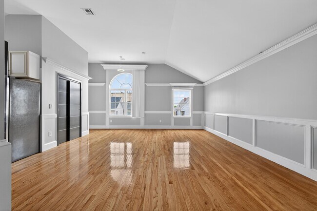 Foto del edificio - 188 Lembeck Ave